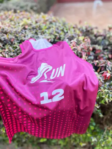 Running Uniform Fuchsia Flyers photo review